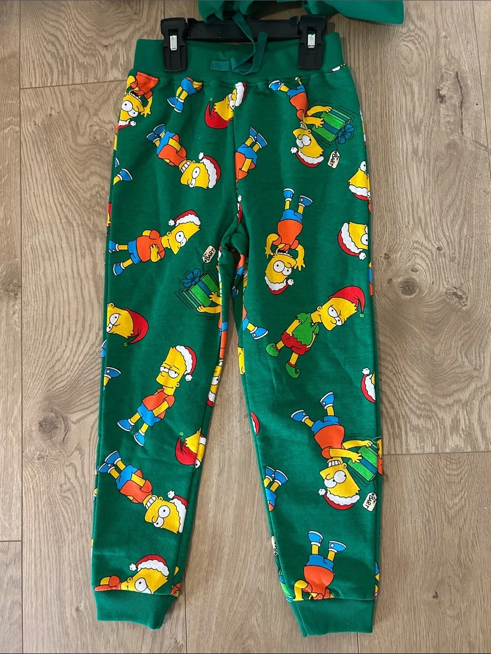 The Simpson Holiday Unisex Christmas matching sweatsuit, Green, size 4-5, NWOT
